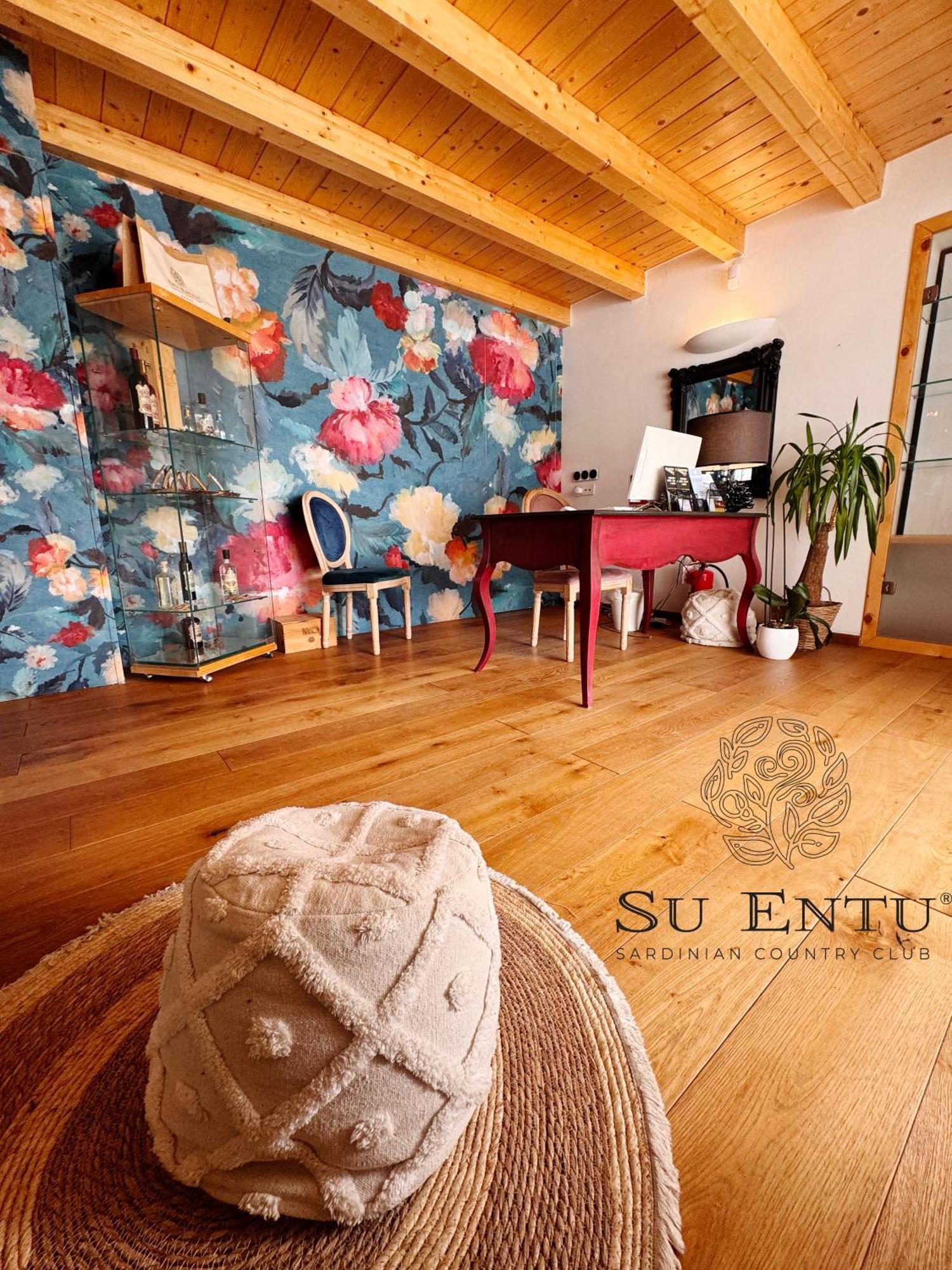 Su Entu Sardinian Country Club Hotel Олбия Екстериор снимка